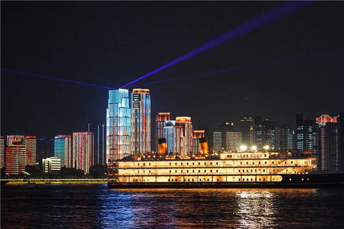 武漢25公里大型燈光秀深情告白祖國