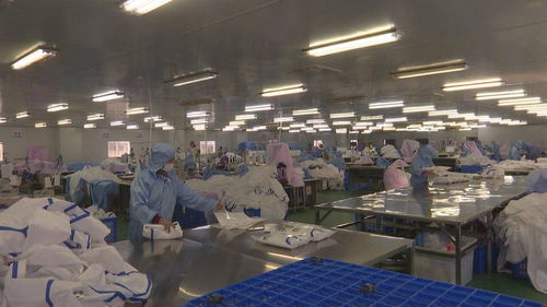 武漢協(xié)卓衛(wèi)生用品公司,加班加點(diǎn)保供應(yīng),全力以赴抗疫情