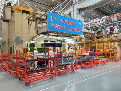 莫道隔遠(yuǎn) 江海同源 日產(chǎn)汽車致敬 英雄 武漢